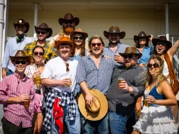 lingfield park crowd at country and western night